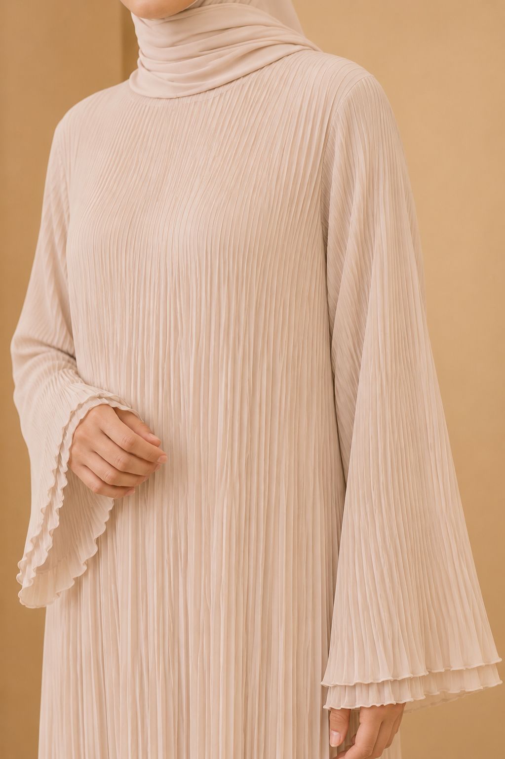 Blusas plisadas asimétricas